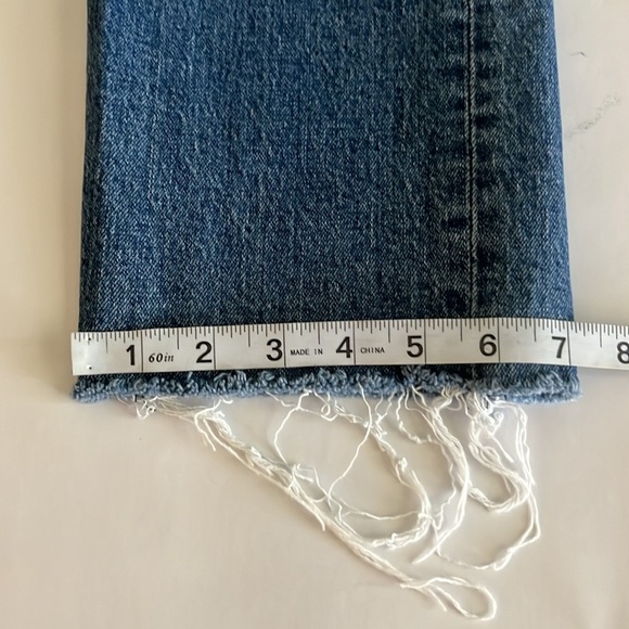 Levi’s Premium Wedgie Straight High Rise Size 29 - Picture 8 of 16